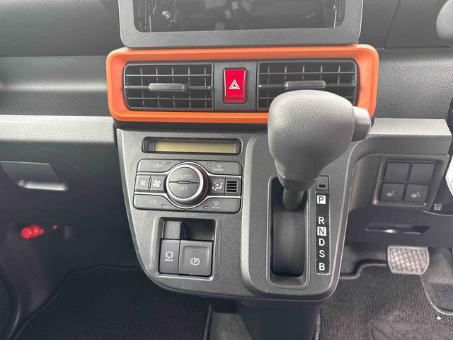 タントファンクロスインパネシフト　プッシュスタートスイッチ　電子カードキー　電動パーキングブレーキ　電動スライドドア　衝突軽減システム　レーンキープアシスト　ＡＢＳ　アルミホイール（鹿児島県）の中古車