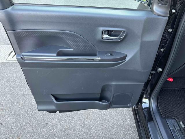 タントカスタムXインパネシフト プッシュスタートスイッチ 電子カードキー 電動パーキングブレーキ 衝突軽減ブレーキ 車線逸脱防止 アルミホイール 両側パワースライドドア(鹿児島県)の中古車