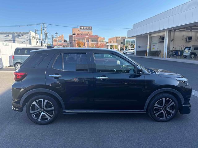 ロッキープレミアムプッシュスタートスイッチ 電子カードキー 衝突軽減システム 車線逸脱警報 アルミホイール ABS ナビゲーション リアシートモニター(鹿児島県)の中古車