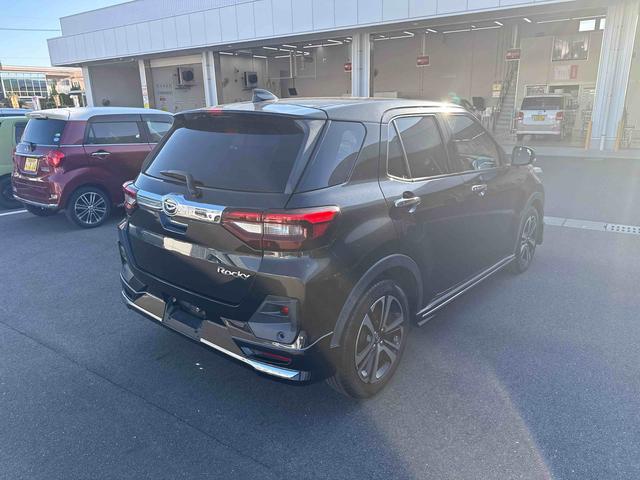 ロッキープレミアムプッシュスタートスイッチ 電子カードキー 衝突軽減システム 車線逸脱警報 アルミホイール ABS ナビゲーション リアシートモニター(鹿児島県)の中古車