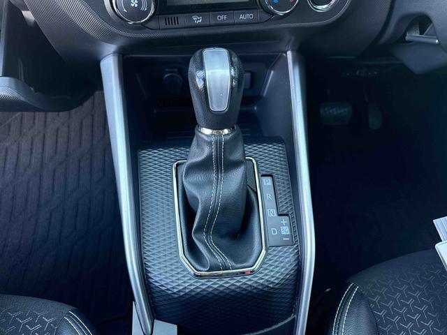 ロッキープレミアムプッシュスタートスイッチ 電子カードキー 衝突軽減システム 車線逸脱警報 アルミホイール ABS ナビゲーション リアシートモニター(鹿児島県)の中古車