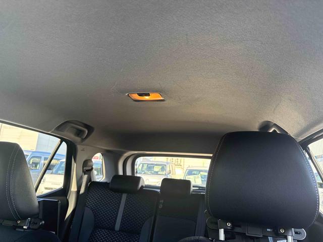 ロッキープレミアムプッシュスタートスイッチ 電子カードキー 衝突軽減システム 車線逸脱警報 アルミホイール ABS ナビゲーション リアシートモニター(鹿児島県)の中古車