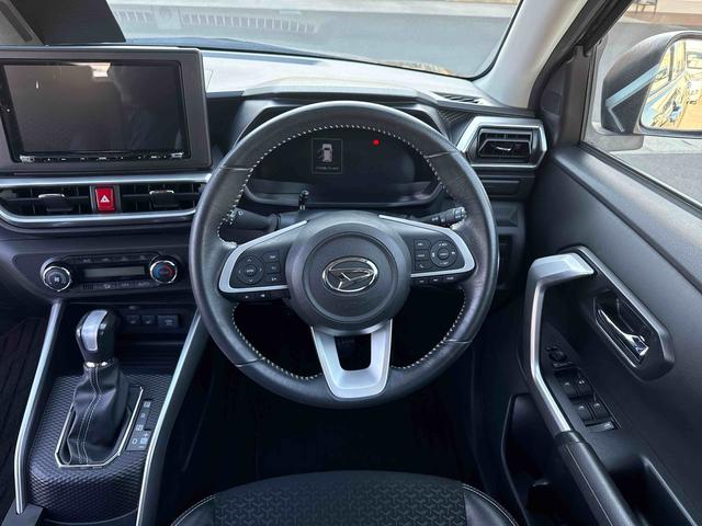 ロッキープレミアムプッシュスタートスイッチ 電子カードキー 衝突軽減システム 車線逸脱警報 アルミホイール ABS ナビゲーション リアシートモニター(鹿児島県)の中古車