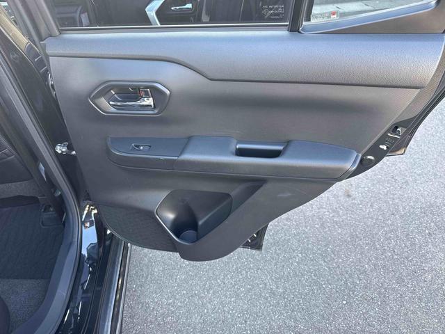 ロッキープレミアムプッシュスタートスイッチ 電子カードキー 衝突軽減システム 車線逸脱警報 アルミホイール ABS ナビゲーション リアシートモニター(鹿児島県)の中古車