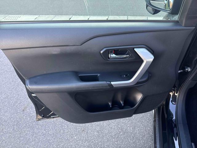 ロッキープレミアムプッシュスタートスイッチ 電子カードキー 衝突軽減システム 車線逸脱警報 アルミホイール ABS ナビゲーション リアシートモニター(鹿児島県)の中古車