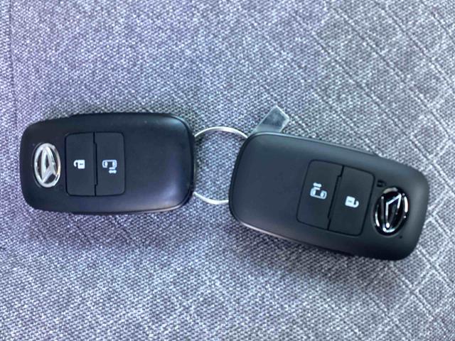 タントＸインパネシフト　プッシュスタートスイッチ　電子カードキー　電動パーキングブレーキ　両側スライド片側電動　ＡＢＳ　衝突被害軽減システム（鹿児島県）の中古車