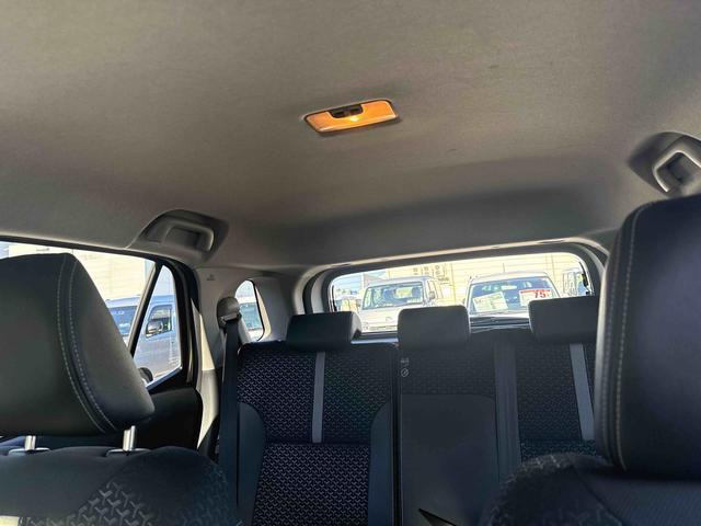 ロッキープレミアムフロアＣＶＴ　衝突軽減システム　車線逸脱警報　アルミホイール　オートハイビーム　ＡＢＳ　ターボ車（鹿児島県）の中古車