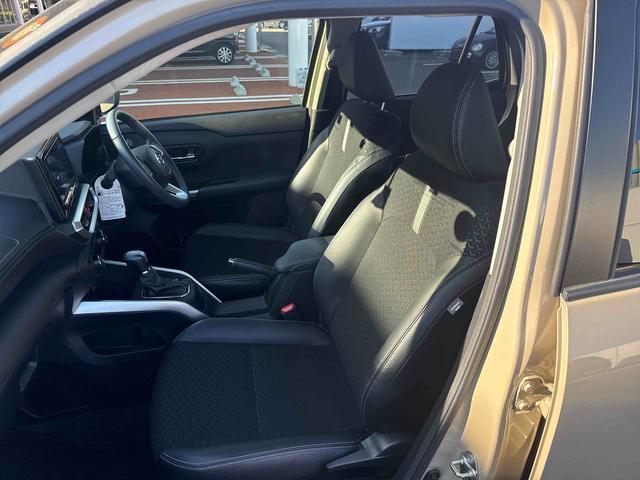 ロッキープレミアムフロアＣＶＴ　衝突軽減システム　車線逸脱警報　アルミホイール　オートハイビーム　ＡＢＳ　ターボ車（鹿児島県）の中古車