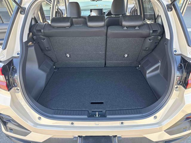 ロッキープレミアムフロアＣＶＴ　衝突軽減システム　車線逸脱警報　アルミホイール　オートハイビーム　ＡＢＳ　ターボ車（鹿児島県）の中古車