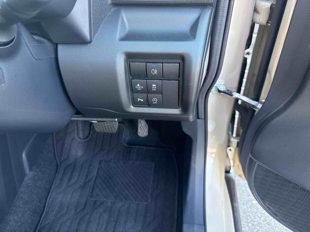 ロッキープレミアムフロアＣＶＴ　衝突軽減システム　車線逸脱警報　アルミホイール　オートハイビーム　ＡＢＳ　ターボ車（鹿児島県）の中古車