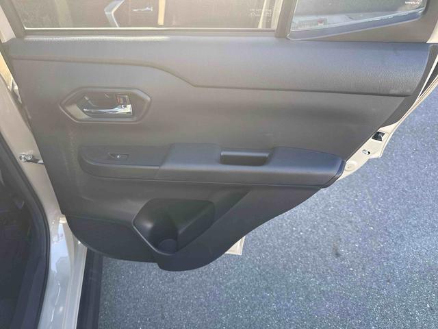 ロッキープレミアムフロアＣＶＴ　衝突軽減システム　車線逸脱警報　アルミホイール　オートハイビーム　ＡＢＳ　ターボ車（鹿児島県）の中古車