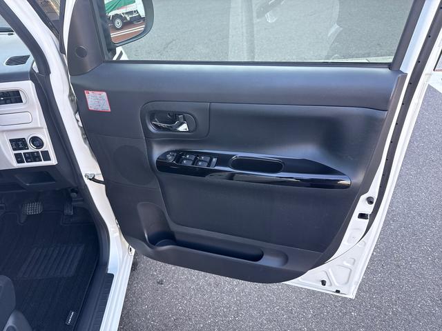 ムーヴキャンバスＧブラックアクセントＶＳ　ＳＡIIIインパネシフト　プッシュスタートスイッチ　電子カードキー　ブレーキサポート　レーンキープ　両側電動ドア　オートマチックハイビーム　ＡＢＳ（鹿児島県）の中古車