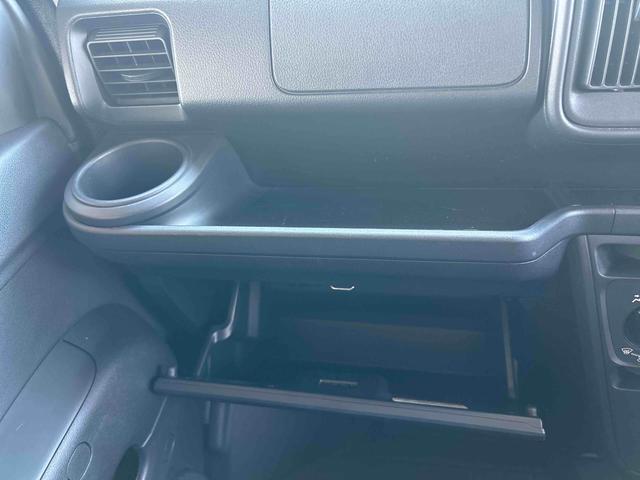 ハイゼットカーゴクルーズターボＳＡIIIターボ車　４ＷＤ車　インパネオートマ　フォグランプ　リモコンキー　両側スライドドア　衝突被害軽減システム　エアコン　パワステ（鹿児島県）の中古車