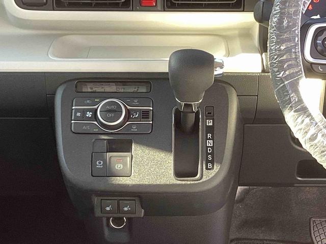 ムーヴキャンバスストライプスＧインパネシフト　プッシュスタートスイッチ　電子カードキー　電動パーキングブレーキ　衝突被害軽減　車線逸脱　オートハイビーム　ＡＢＳ　両側パワースライドドア（鹿児島県）の中古車