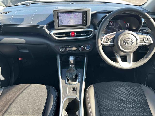 ロッキープレミアムＧ　ＨＥＶ純正カーナビ＆ナビ連動ＦＲドラレコ　パノラマモニター　全車速追従型オートクルーズ　ＥＴＣ　コーナーセンサー　シートヒーター　ＬＥＤヘッドライト　オートライト　プッシュボタンスタート（鹿児島県）の中古車