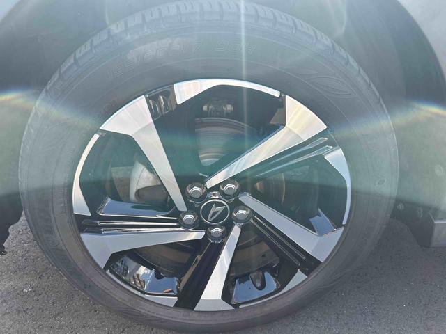 ロッキープレミアムＧ　ＨＥＶ純正カーナビ＆ナビ連動ＦＲドラレコ　パノラマモニター　全車速追従型オートクルーズ　ＥＴＣ　コーナーセンサー　シートヒーター　ＬＥＤヘッドライト　オートライト　プッシュボタンスタート（鹿児島県）の中古車