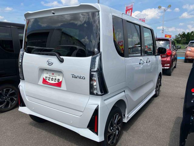 タントカスタムＸ４ＷＤ　ＣＶＴ　６６０ｃｃ　両側電動スライドドア　衝突被害軽減ブレーキ　横滑り防止装置　ＡＢＳ　サイドエアバッグ　プッシュボタンスタート　オートエアコン　前席シートヒーター　電動パーキングブレーキ（福島県）の中古車
