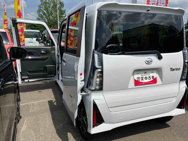 タントカスタムＸ４ＷＤ　ＣＶＴ　６６０ｃｃ　両側電動スライドドア　衝突被害軽減ブレーキ　横滑り防止装置　ＡＢＳ　サイドエアバッグ　プッシュボタンスタート　オートエアコン　前席シートヒーター　電動パーキングブレーキ（福島県）の中古車