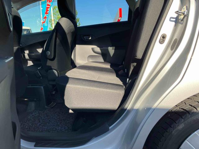 ラクティスＧ２ＷＤ　ＣＶＴ　１５００ｃｃ　５ドア　カーナビ　バックモニター　ＥＴＣ車載器搭載　クルーズコントロール　オートエアコン　プッシュボタンスタート　電動格納ドアミラー　車検整備付（福島県）の中古車