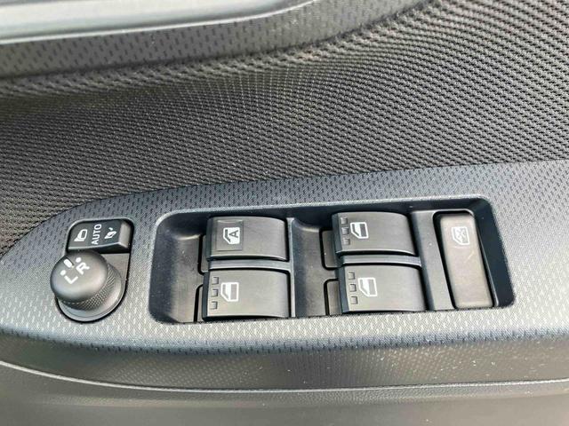ムーヴＸリミテッドII　ＳＡIII２ＷＤ　ＣＶＴ　６６０ｃｃ　衝突被害軽減ブレーキ　横滑り防止装置　ＡＢＳ　アイドリングストップ　プッシュボタンスタート　ＣＤオーディオ　運転席シートヒーター　ベンチシート　車検整備付（福島県）の中古車