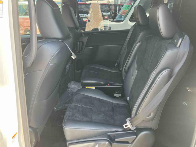 ヴォクシーＺＳ　Ｇ’ｓ２ＷＤ　ＣＶＴ　２０００ｃｃ　両側スライドドア　ＥＴＣ車載器　バックモニター　衝突被害軽減ブレーキ　横滑り防止装置　ＡＢＳ　オートエアコン　アイドリングストップ　プッシュボタンスタート　車検整備付（福島県）の中古車