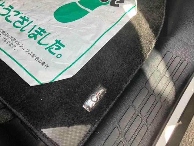 ヴォクシーＺＳ　Ｇ’ｓ２ＷＤ　ＣＶＴ　２０００ｃｃ　両側スライドドア　ＥＴＣ車載器　バックモニター　衝突被害軽減ブレーキ　横滑り防止装置　ＡＢＳ　オートエアコン　アイドリングストップ　プッシュボタンスタート　車検整備付（福島県）の中古車