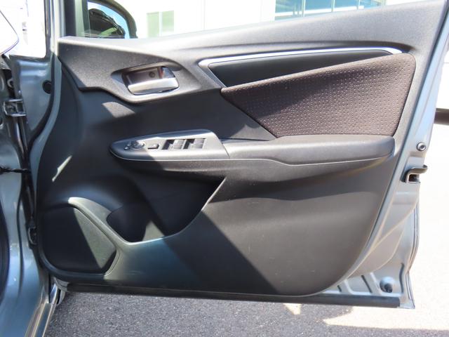 フィットハイブリッドＦパッケージ（福島県）の中古車