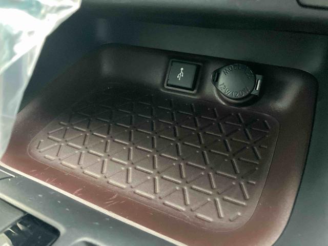 ＲＡＶ４ハイブリッドＧ４ＷＤ　２５００ｃｃ　ナビ　サンルーフ　ナビ　全方位モニター　ＥＴＣ車載器　運転席パワーシート　クルーズコントロール　革巻ステアリングホイール　ＵＶカットガラス　車検整備付（福島県）の中古車