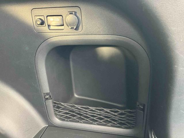 ＲＡＶ４ハイブリッドＧ４ＷＤ　２５００ｃｃ　ナビ　サンルーフ　ナビ　全方位モニター　ＥＴＣ車載器　運転席パワーシート　クルーズコントロール　革巻ステアリングホイール　ＵＶカットガラス　車検整備付（福島県）の中古車