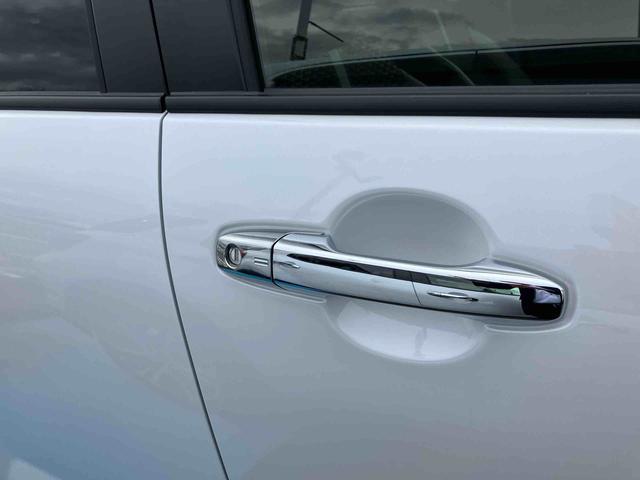 ロッキープレミアムG HEV スマートアシスト搭載2WD CVT 1200cc ハイブリッド 衝突被害軽減ブレーキ 横滑り防止装置 ABS サイドエアバッグ プッシュボタンスタート クルーズコントロール ディスプレイオーディオ 全方位モニター(福島県)の中古車