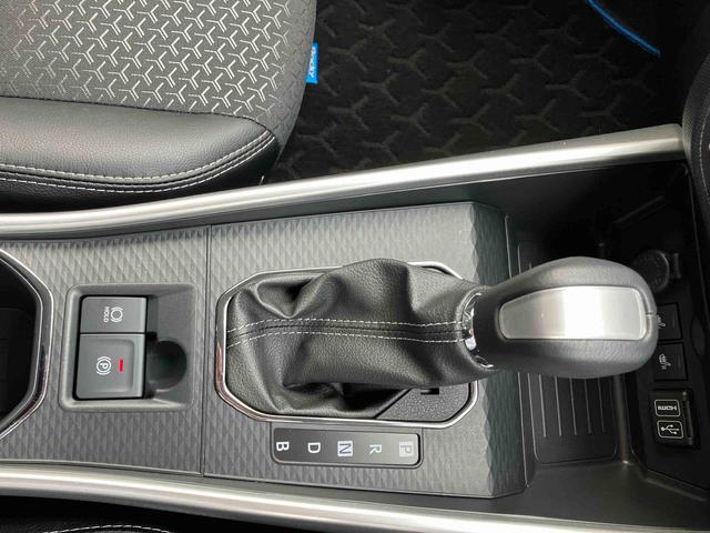 ロッキープレミアムＧ　ＨＥＶ　スマートアシスト搭載２ＷＤ　ＣＶＴ　１２００ｃｃ　ハイブリッド　衝突被害軽減ブレーキ　横滑り防止装置　ＡＢＳ　サイドエアバッグ　プッシュボタンスタート　クルーズコントロール　ディスプレイオーディオ　全方位モニター（福島県）の中古車