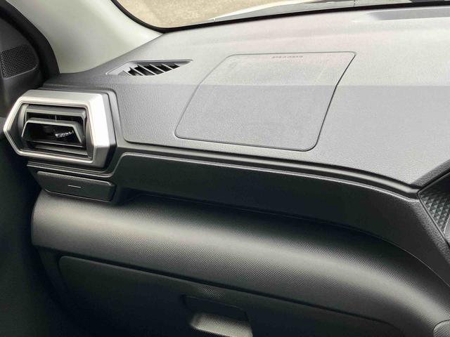 ロッキープレミアムＧ　ＨＥＶ　スマートアシスト搭載２ＷＤ　ＣＶＴ　１２００ｃｃ　ハイブリッド　衝突被害軽減ブレーキ　横滑り防止装置　ＡＢＳ　サイドエアバッグ　プッシュボタンスタート　クルーズコントロール　ディスプレイオーディオ　全方位モニター（福島県）の中古車