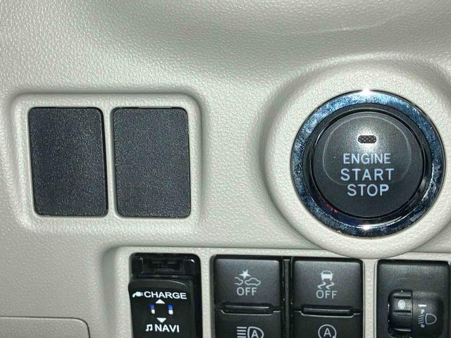 キャストスタイルＧ　ＶＳ　ＳＡIII　４ＷＤ４ＷＤ　ＣＶＴ　６６０ｃｃ　ナビ　衝突被害軽減ブレーキ　横滑り防止装置　ＡＢＳ　アイドリングストップ　プッシュボタンスタート　オートエアコン　ベンチシート　前席シートヒーター（福島県）の中古車