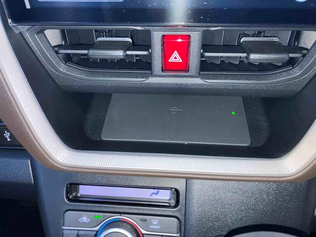 ムーヴＸ　届出済未使用車２ＷＤ　ＣＶＴ　６６０ｃｃ　衝突被害軽減ブレーキ　横滑り防止装置　ＡＢＳ　アイドリングストップ　プッシュボタンスタート　両側スライドドア　ディスプレイオーディオ　バックモニター　届出済未使用車（福島県）の中古車