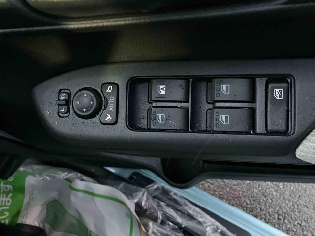 ムーヴＸ　届出済未使用車２ＷＤ　ＣＶＴ　６６０ｃｃ　衝突被害軽減ブレーキ　横滑り防止装置　ＡＢＳ　アイドリングストップ　プッシュボタンスタート　両側スライドドア　ディスプレイオーディオ　バックモニター　届出済未使用車（福島県）の中古車