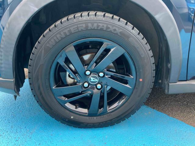 ロッキープレミアム２ＷＤ　ＣＶＴ　１０００ｃｃ　衝突被害軽減ブレーキ　横滑り防止装置　ＡＢＳ　アイドリングストップ　プッシュボタンスタート　ナビ　全方位モニター　全席シートヒーター　クルーズコントロール（福島県）の中古車