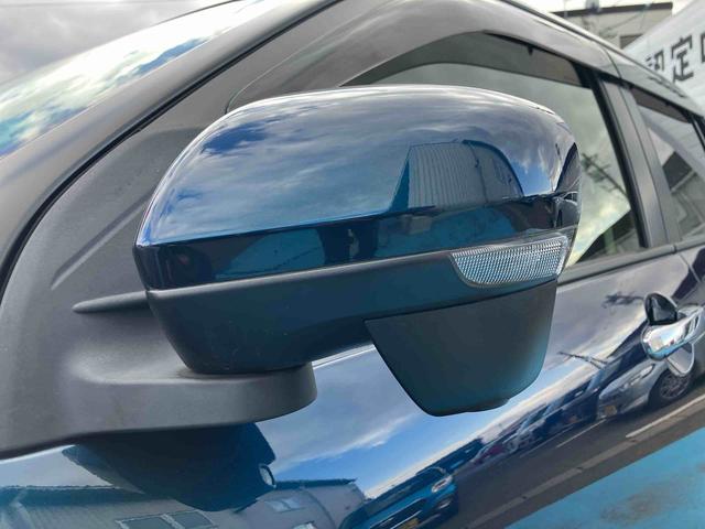 ロッキープレミアム２ＷＤ　ＣＶＴ　１０００ｃｃ　衝突被害軽減ブレーキ　横滑り防止装置　ＡＢＳ　アイドリングストップ　プッシュボタンスタート　ナビ　全方位モニター　全席シートヒーター　クルーズコントロール（福島県）の中古車