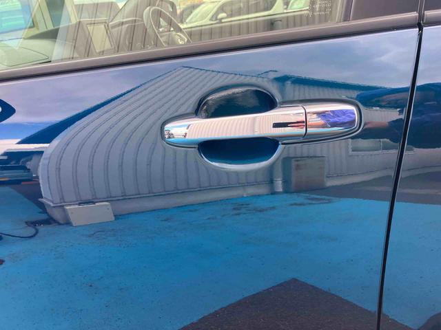 ロッキープレミアム２ＷＤ　ＣＶＴ　１０００ｃｃ　衝突被害軽減ブレーキ　横滑り防止装置　ＡＢＳ　アイドリングストップ　プッシュボタンスタート　ナビ　全方位モニター　全席シートヒーター　クルーズコントロール（福島県）の中古車