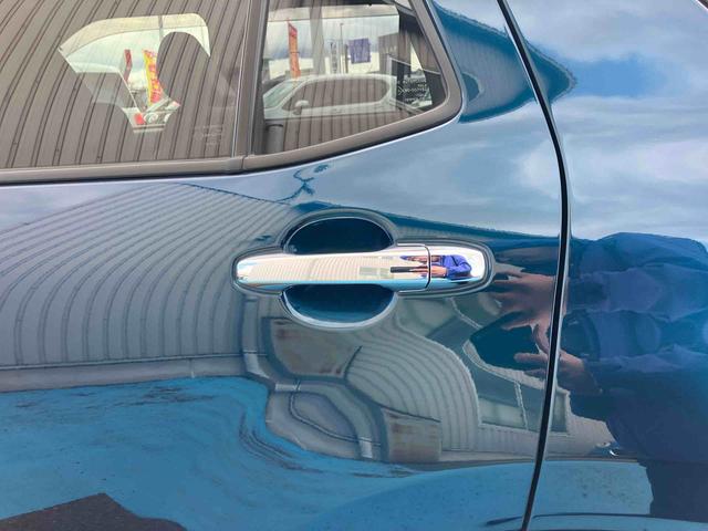 ロッキープレミアム２ＷＤ　ＣＶＴ　１０００ｃｃ　衝突被害軽減ブレーキ　横滑り防止装置　ＡＢＳ　アイドリングストップ　プッシュボタンスタート　ナビ　全方位モニター　全席シートヒーター　クルーズコントロール（福島県）の中古車