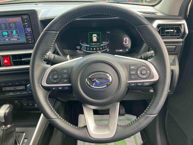 ロッキープレミアム２ＷＤ　ＣＶＴ　１０００ｃｃ　衝突被害軽減ブレーキ　横滑り防止装置　ＡＢＳ　アイドリングストップ　プッシュボタンスタート　ナビ　全方位モニター　全席シートヒーター　クルーズコントロール（福島県）の中古車