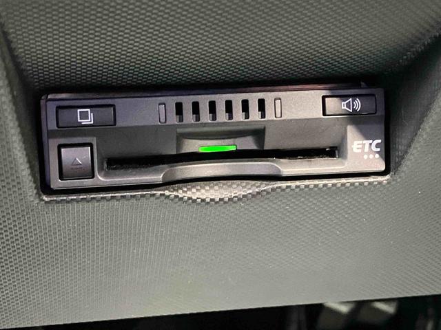 ロッキープレミアム２ＷＤ　ＣＶＴ　１０００ｃｃ　衝突被害軽減ブレーキ　横滑り防止装置　ＡＢＳ　アイドリングストップ　プッシュボタンスタート　ナビ　全方位モニター　全席シートヒーター　クルーズコントロール（福島県）の中古車