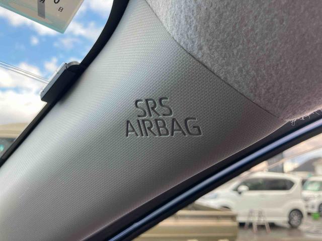 ロッキープレミアム２ＷＤ　ＣＶＴ　１０００ｃｃ　衝突被害軽減ブレーキ　横滑り防止装置　ＡＢＳ　アイドリングストップ　プッシュボタンスタート　ナビ　全方位モニター　全席シートヒーター　クルーズコントロール（福島県）の中古車