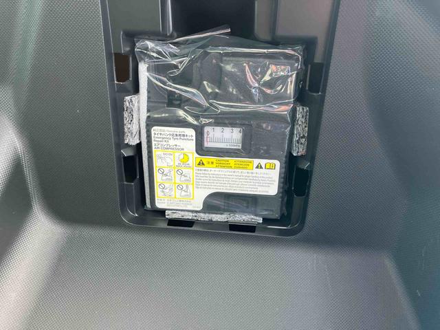 ロッキープレミアム２ＷＤ　ＣＶＴ　１０００ｃｃ　衝突被害軽減ブレーキ　横滑り防止装置　ＡＢＳ　アイドリングストップ　プッシュボタンスタート　ナビ　全方位モニター　全席シートヒーター　クルーズコントロール（福島県）の中古車