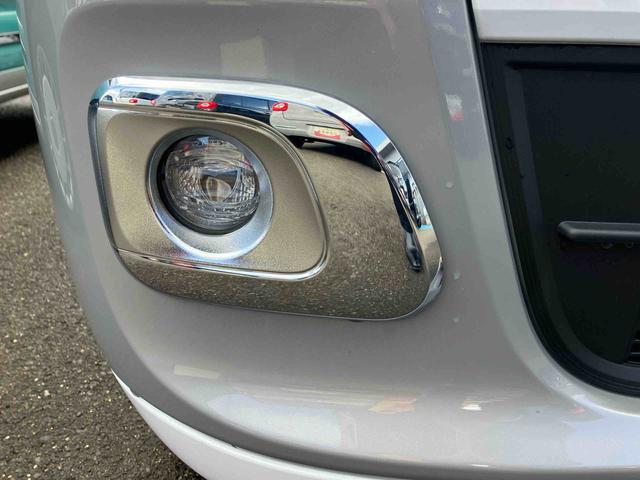 ムーヴキャンバスストライプスＧ　届出済未使用車４ＷＤ　ＣＶＴ　６６０ｃｃ　衝突被害軽減ブレーキ　横滑り防止装置　ＡＢＳ　サイドエアバッグ　アイドリングストップ　プッシュボタンスタート　両側電動スライドドア　ベンチシート　全席シートヒーター（福島県）の中古車