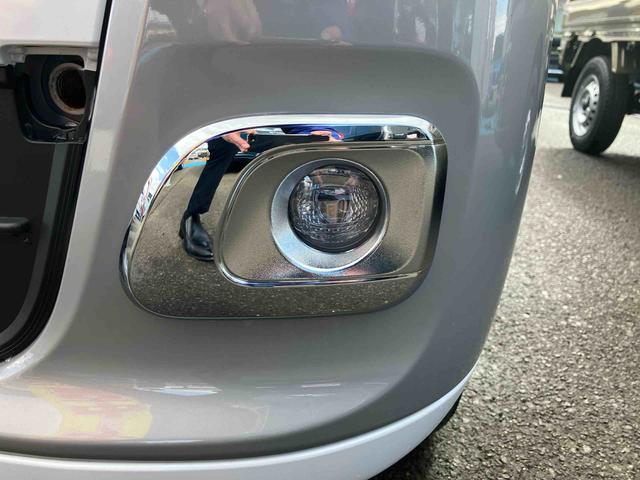 ムーヴキャンバスストライプスＧ　届出済未使用車４ＷＤ　ＣＶＴ　６６０ｃｃ　衝突被害軽減ブレーキ　横滑り防止装置　ＡＢＳ　サイドエアバッグ　アイドリングストップ　プッシュボタンスタート　両側電動スライドドア　ベンチシート　全席シートヒーター（福島県）の中古車