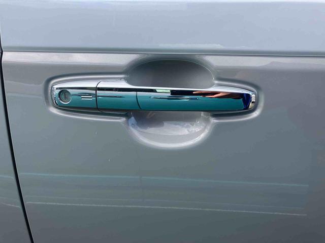 ムーヴキャンバスストライプスＧ　届出済未使用車４ＷＤ　ＣＶＴ　６６０ｃｃ　衝突被害軽減ブレーキ　横滑り防止装置　ＡＢＳ　サイドエアバッグ　アイドリングストップ　プッシュボタンスタート　両側電動スライドドア　ベンチシート　全席シートヒーター（福島県）の中古車