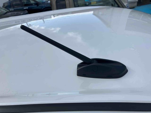 ムーヴキャンバスストライプスＧ　届出済未使用車４ＷＤ　ＣＶＴ　６６０ｃｃ　衝突被害軽減ブレーキ　横滑り防止装置　ＡＢＳ　サイドエアバッグ　アイドリングストップ　プッシュボタンスタート　両側電動スライドドア　ベンチシート　全席シートヒーター（福島県）の中古車