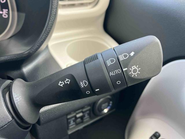 ムーヴキャンバスストライプスＧ　届出済未使用車４ＷＤ　ＣＶＴ　６６０ｃｃ　衝突被害軽減ブレーキ　横滑り防止装置　ＡＢＳ　サイドエアバッグ　アイドリングストップ　プッシュボタンスタート　両側電動スライドドア　ベンチシート　全席シートヒーター（福島県）の中古車