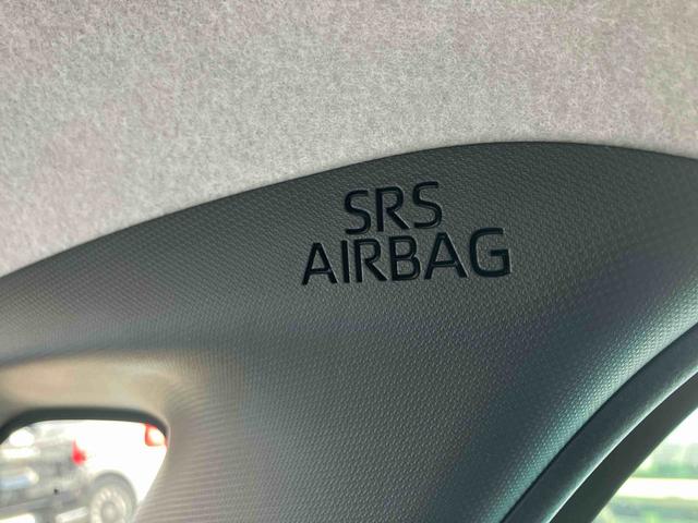 ムーヴキャンバスストライプスＧ　届出済未使用車４ＷＤ　ＣＶＴ　６６０ｃｃ　衝突被害軽減ブレーキ　横滑り防止装置　ＡＢＳ　サイドエアバッグ　アイドリングストップ　プッシュボタンスタート　両側電動スライドドア　ベンチシート　全席シートヒーター（福島県）の中古車