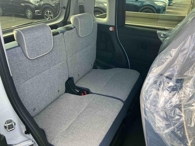 ムーヴキャンバスストライプスＧ　届出済未使用車４ＷＤ　ＣＶＴ　６６０ｃｃ　衝突被害軽減ブレーキ　横滑り防止装置　ＡＢＳ　サイドエアバッグ　アイドリングストップ　プッシュボタンスタート　両側電動スライドドア　ベンチシート　全席シートヒーター（福島県）の中古車